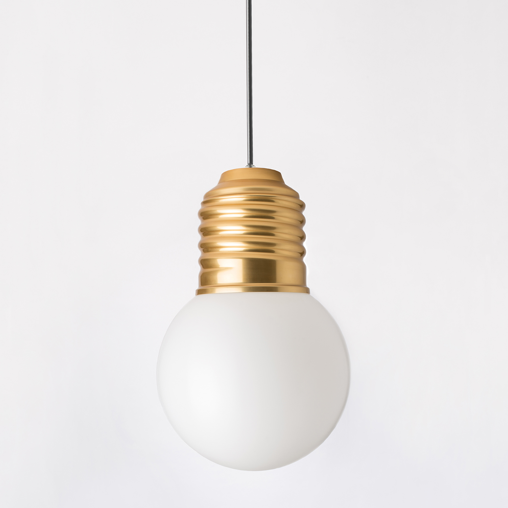 Lampe a suspendre BASIC Edison Or grand modèle Indoor