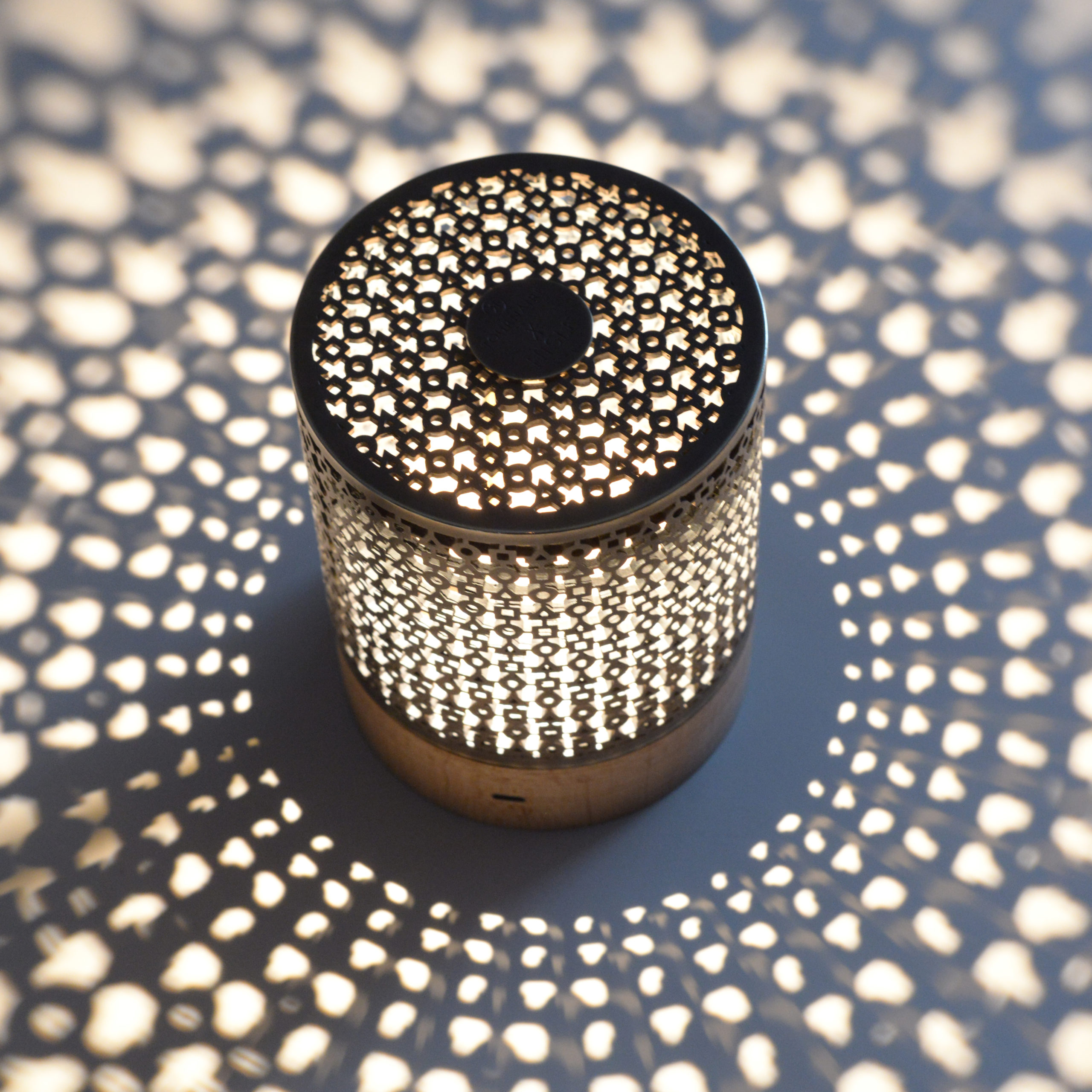 Tube Alchimie by HISLE x Tournaire Decor lampe sans fil décorative