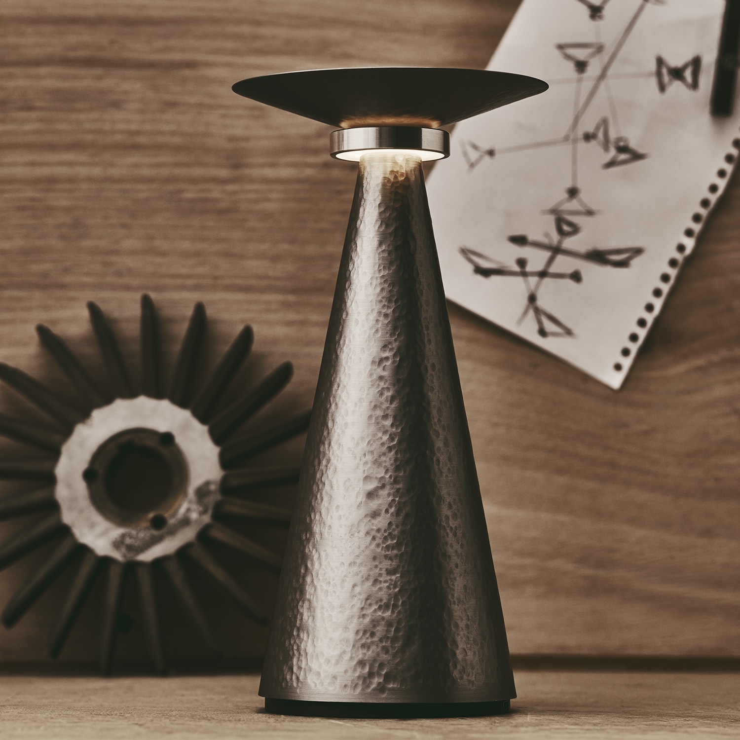 Etincelle Haute Inox Strié Ambiance 1 1